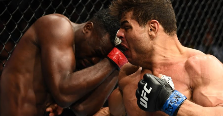 Dois lutadores em combate